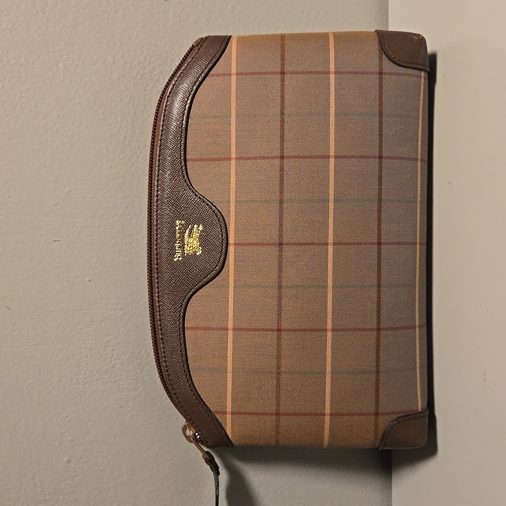 Burberrys Vintage Clutch Brown & Tan Plaid